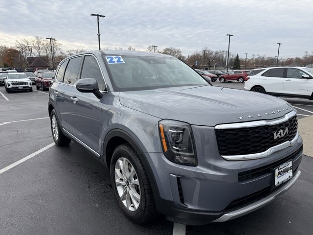 2022 Kia Telluride LX photo 2