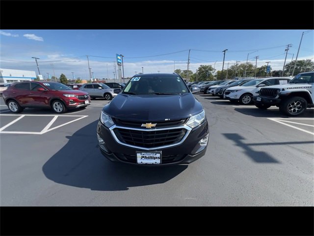 2020 Chevrolet Equinox LT photo 3