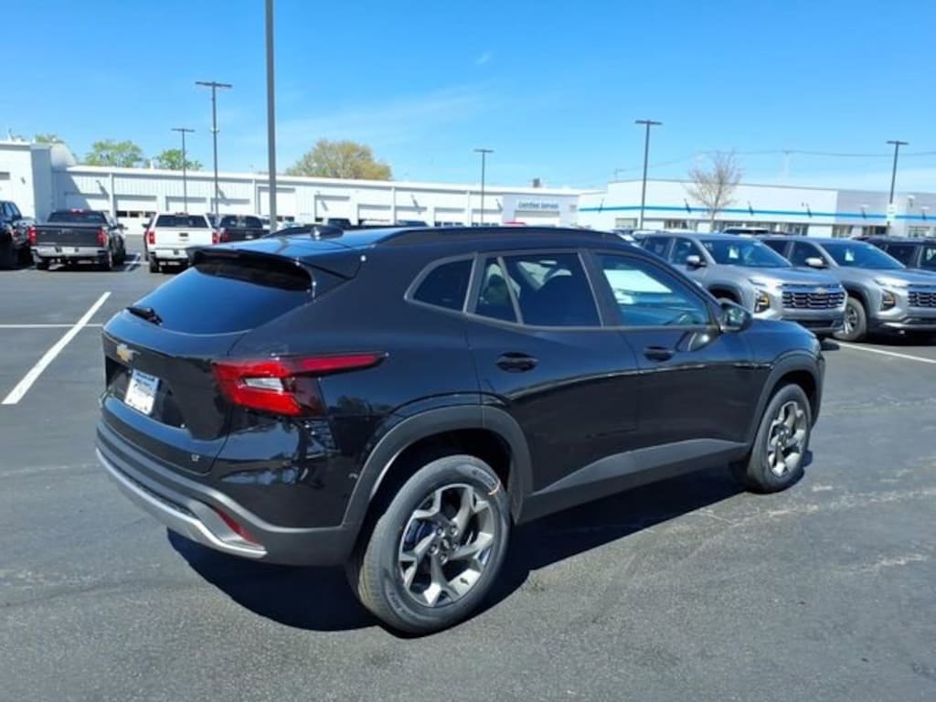 New 2026 Chevrolet Trax LT SUV