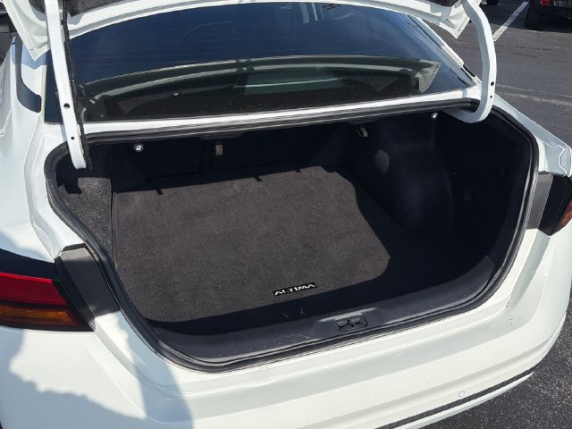 2025 Nissan Altima S - Photo 25