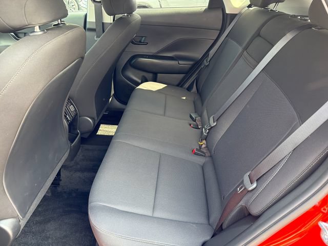 2025 Hyundai Kona SEL - Photo 24