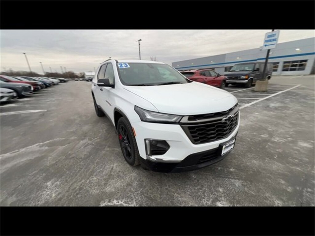 Used 2023 Chevrolet Traverse Premier SUV