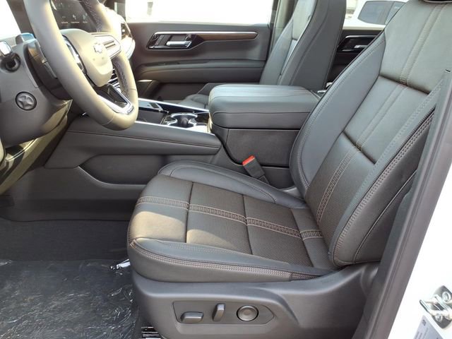 2026 Chevrolet Suburban High Country - Photo 6