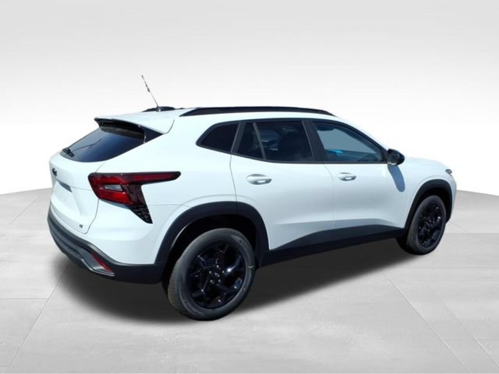 New 2026 Chevrolet Trax LT SUV