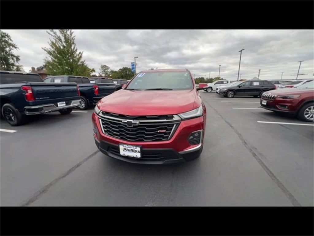 Used 2023 Chevrolet Traverse RS SUV
