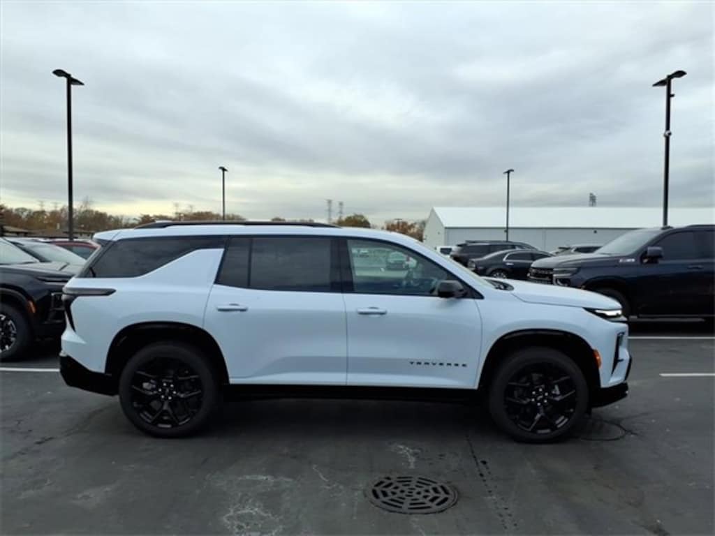 New 2026 Chevrolet Traverse RS SUV