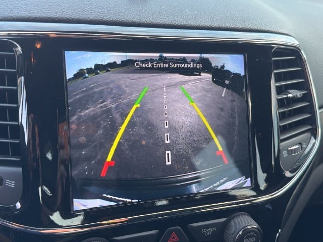 2020 Jeep Grand Cherokee Altitude - Photo 23