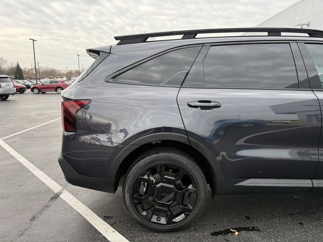 2025 Kia Sorento X-Line SX photo 3