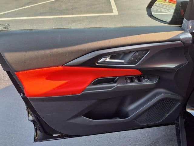 2025 Chevrolet Equinox EV RS - Photo 14