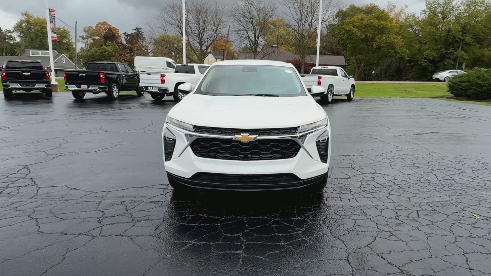 2026 Chevrolet Trax LS photo 4