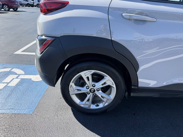 2023 Hyundai Kona SEL photo 4