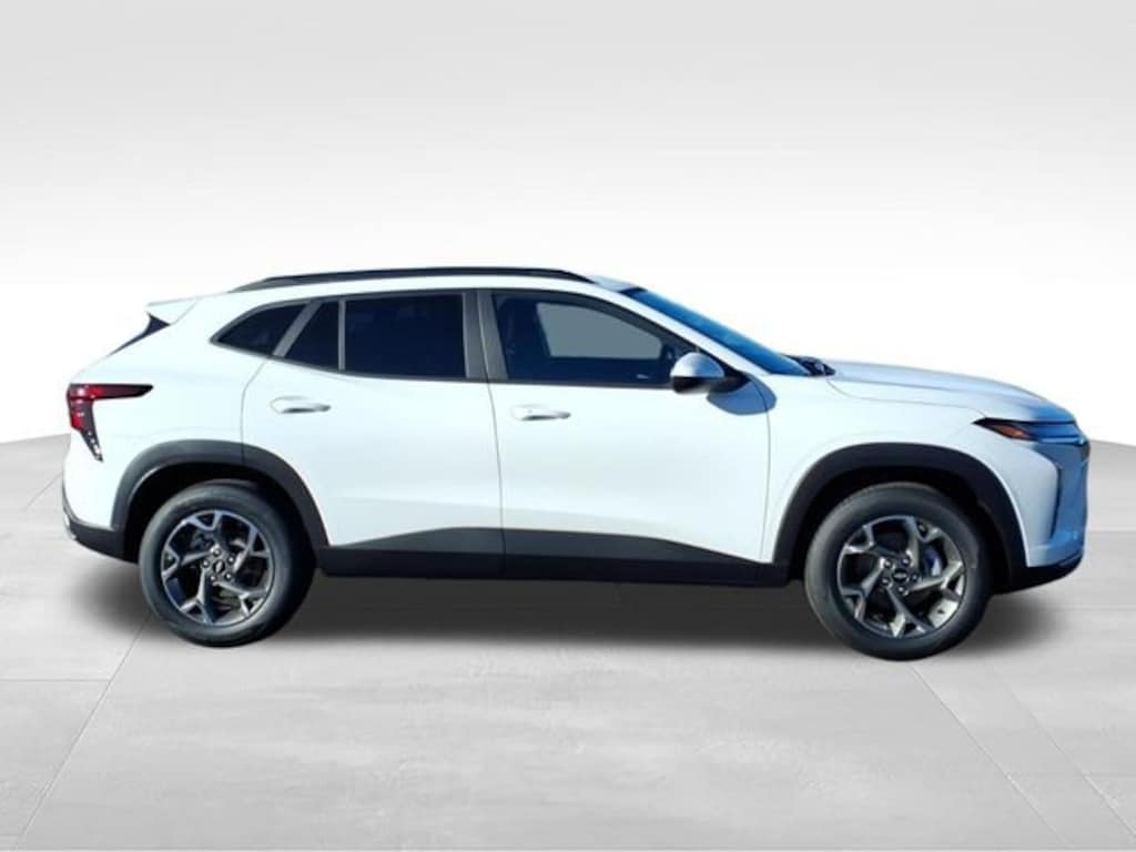 New 2026 Chevrolet Trax LT SUV