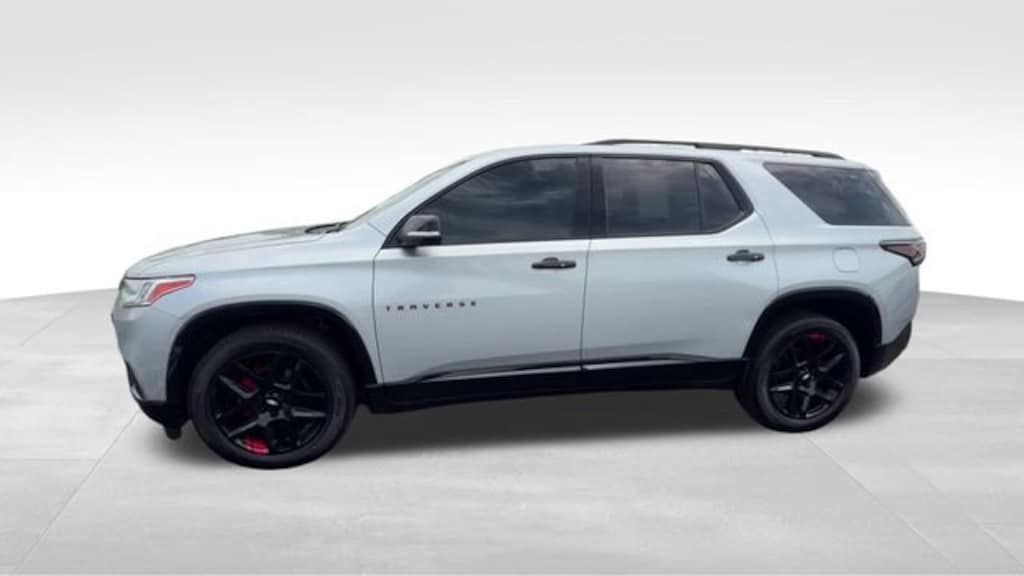 Used 2021 Chevrolet Traverse Premier SUV