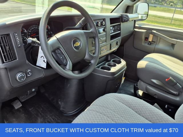 2025 Chevrolet Express Cargo Work Van - Photo 15