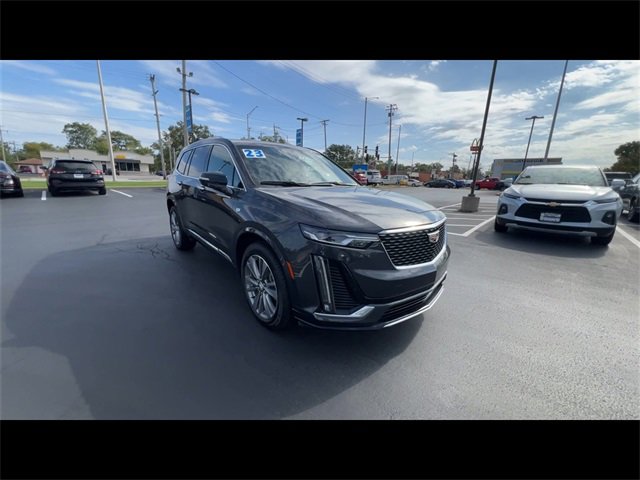 2023 Cadillac XT6 Premium Luxury photo 2