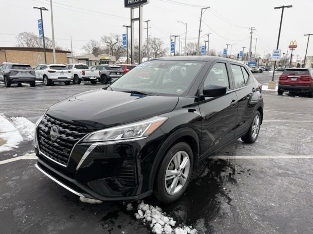 Used 2022 Nissan Kicks S SUV