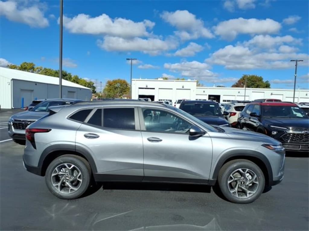New 2026 Chevrolet Trax LT SUV