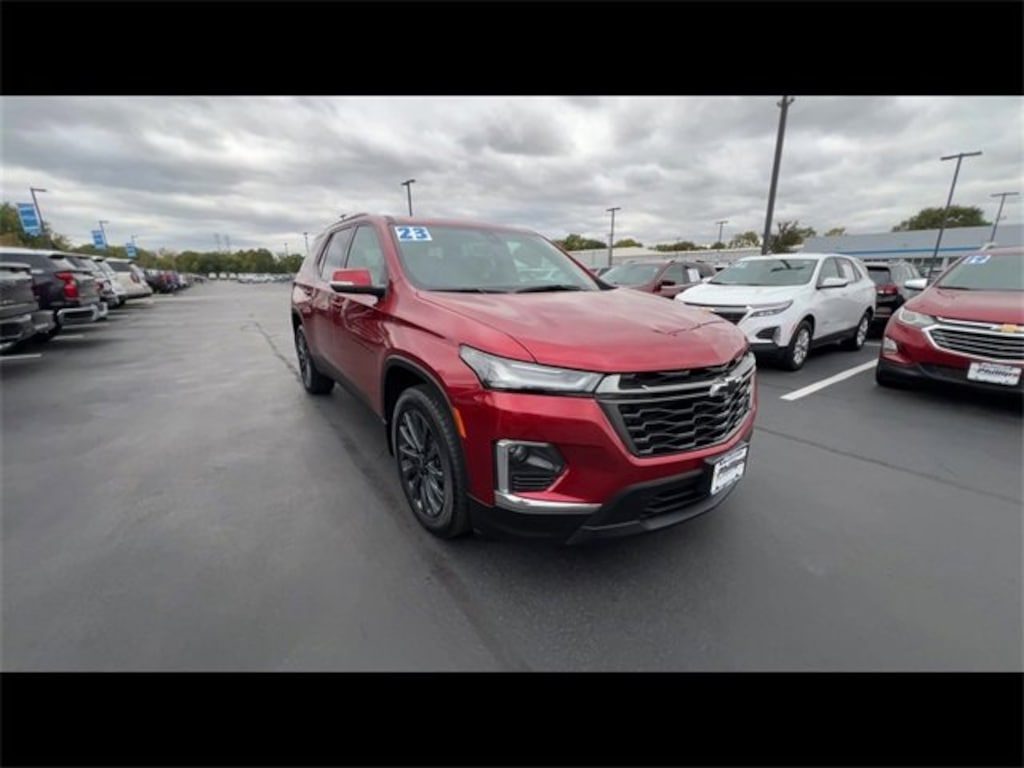 Used 2023 Chevrolet Traverse RS SUV