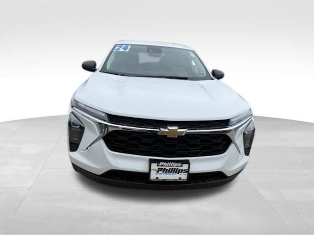 Used 2024 Chevrolet Trax LS SUV