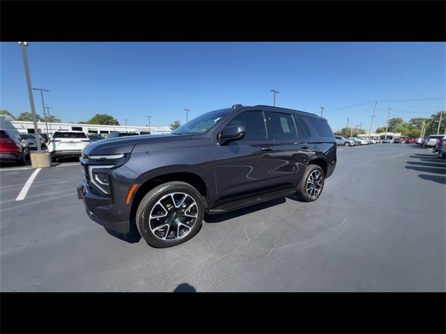 2025 Chevrolet Tahoe RST photo 3