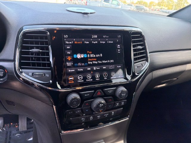 2020 Jeep Grand Cherokee Altitude - Photo 20