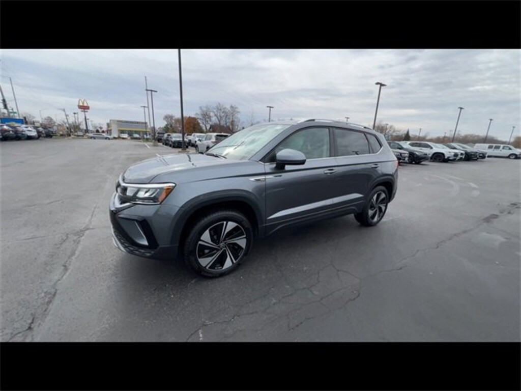 Used 2024 Volkswagen Taos SE
