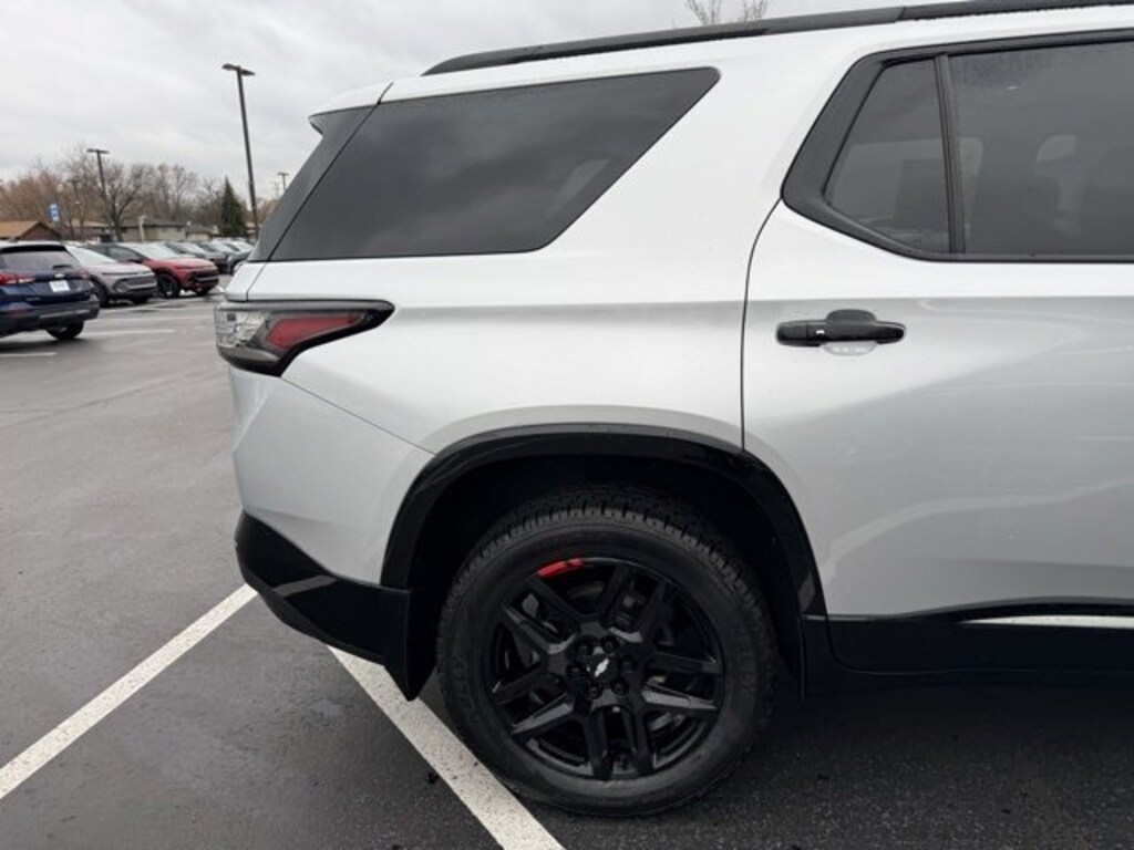 Used 2020 Chevrolet Traverse Premier SUV