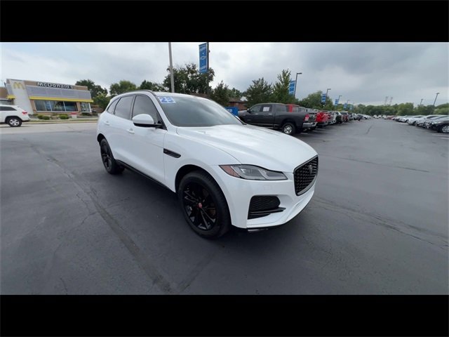 2023 Jaguar F-PACE S P250 photo 2
