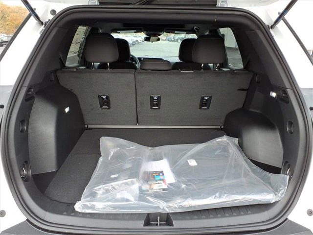 2026 Chevrolet Equinox LT photo 4