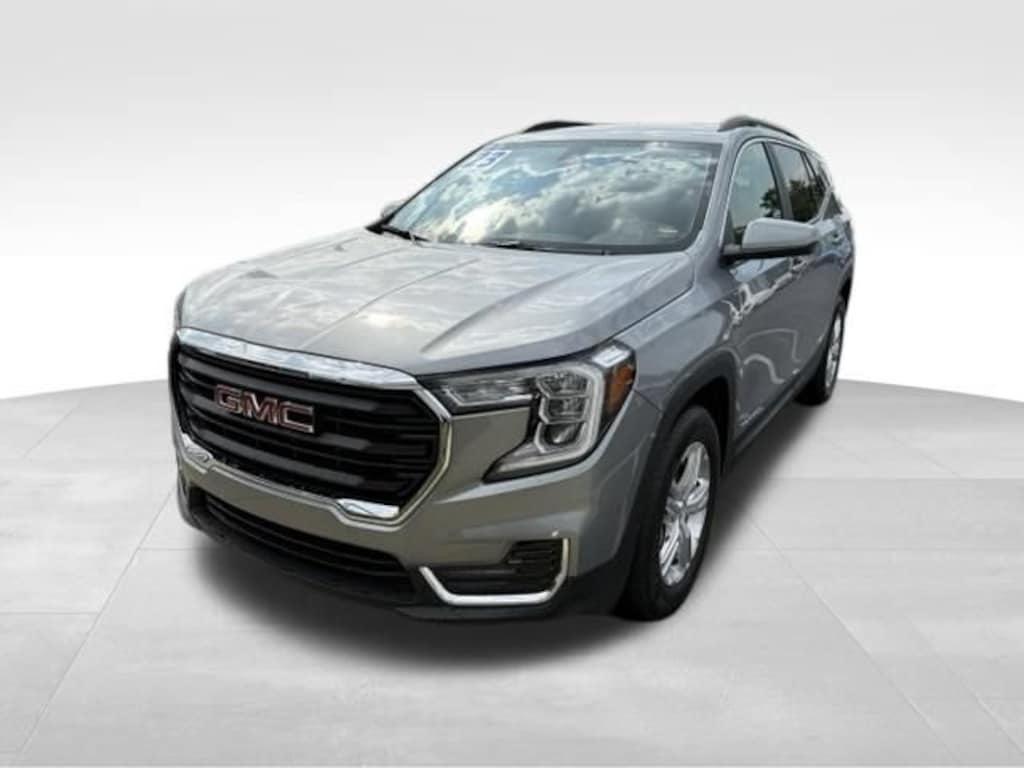 Used 2023 GMC Terrain SLE SUV