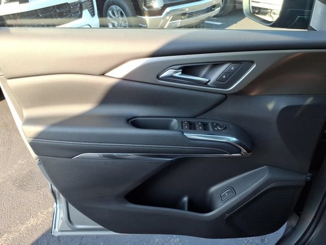 2026 Chevrolet Traverse LT - Photo 12