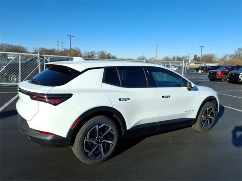 New 2026 Chevrolet Equinox EV LT SUV