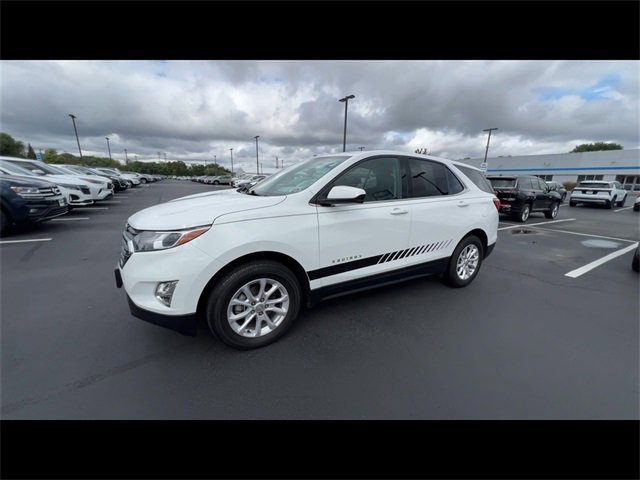 2020 Chevrolet Equinox LT photo 4