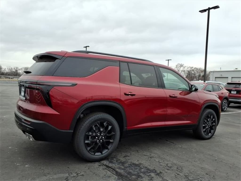 New 2026 Chevrolet Traverse LT SUV
