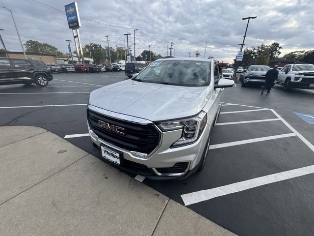 2022 Gmc Terrain SLE photo 4