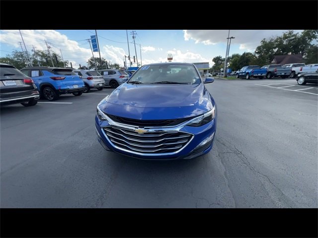 2023 Chevrolet Malibu 1LT photo 3