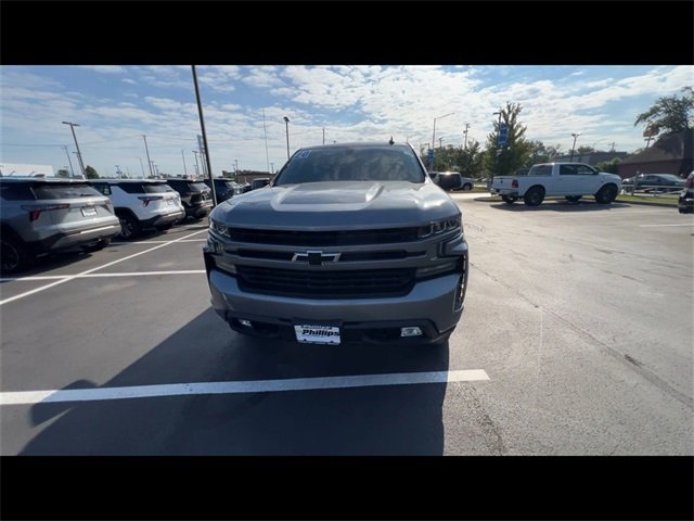 2020 Chevrolet Silverado 1500 RST photo 3