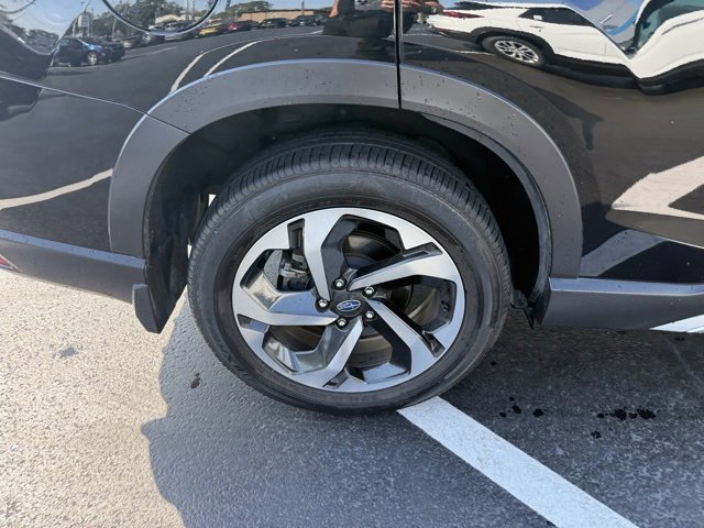 2022 Subaru Forester Touring photo 4
