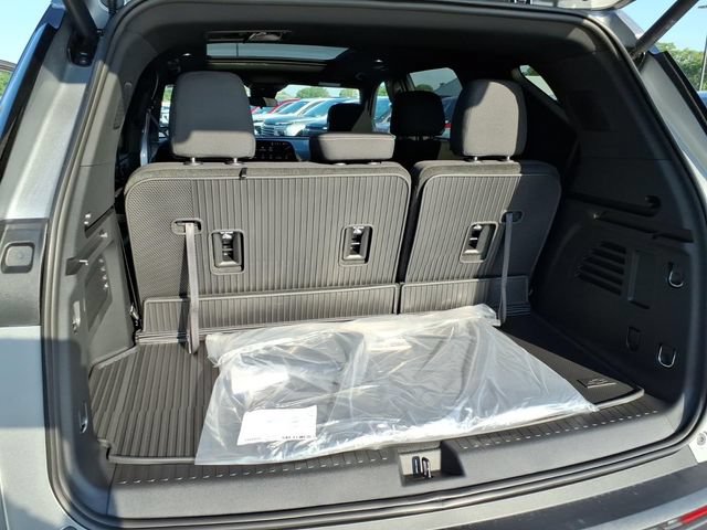2026 Chevrolet Traverse LT - Photo 11