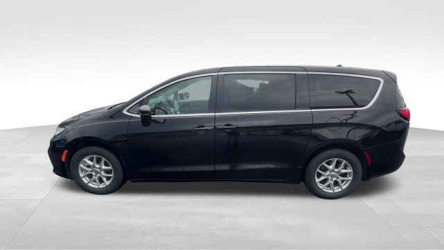 Used 2024 Chrysler Pacifica Touring L Van Passenger Van