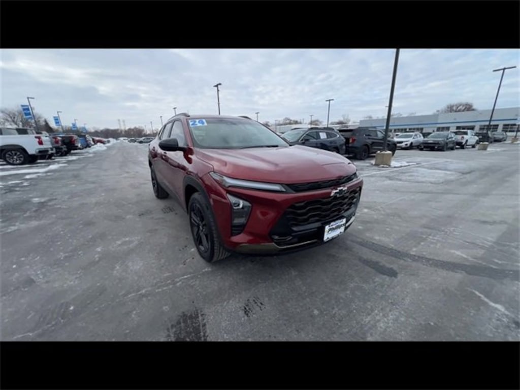 Used 2024 Chevrolet Trax Activ SUV