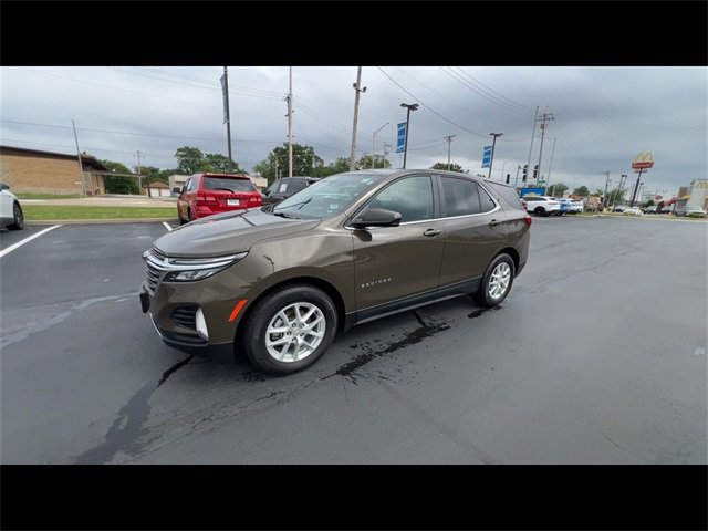 2023 Chevrolet Equinox LT photo 4