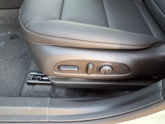 2026 Chevrolet Trax Activ - Photo 7