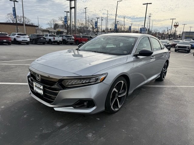 2022 Honda Accord Sport's photo