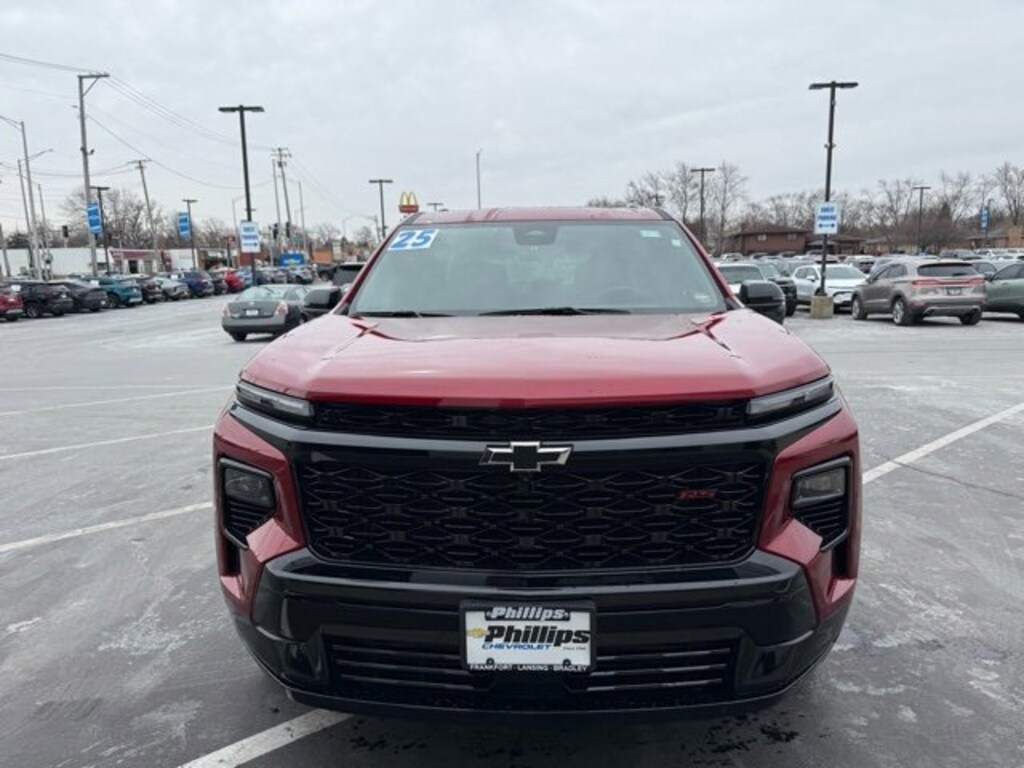 Used 2025 Chevrolet Traverse RS SUV