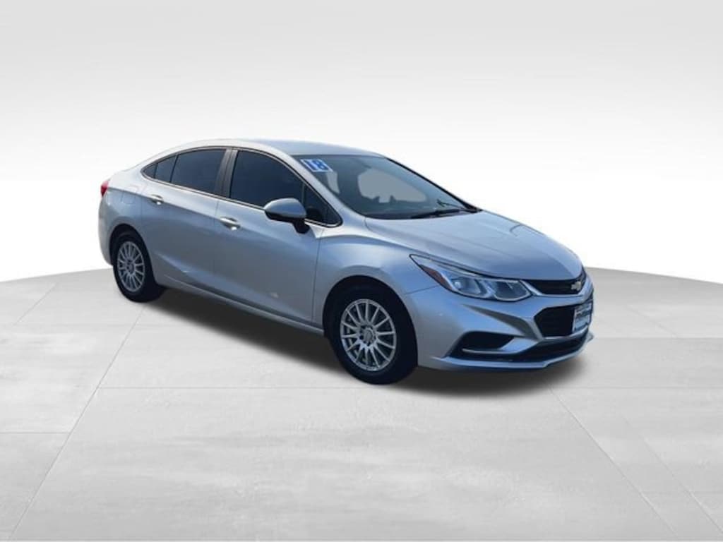 Used 2018 Chevrolet Cruze LS Car