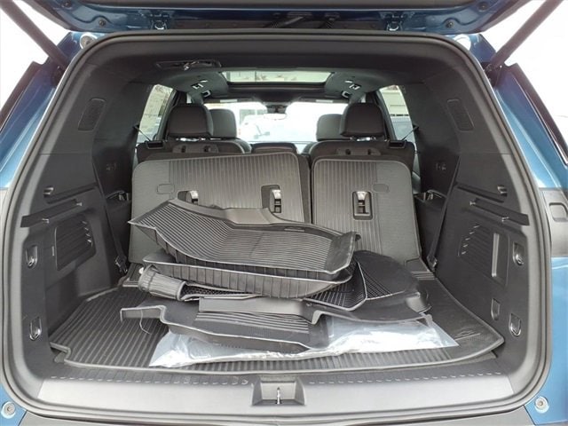 2026 Chevrolet Traverse Z71 photo 4