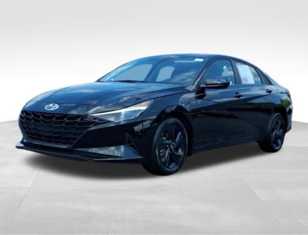 Used 2023 Hyundai Elantra SEL Sedan