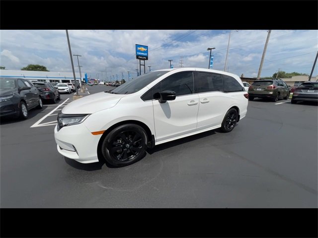 2023 Honda Odyssey Sport photo 4