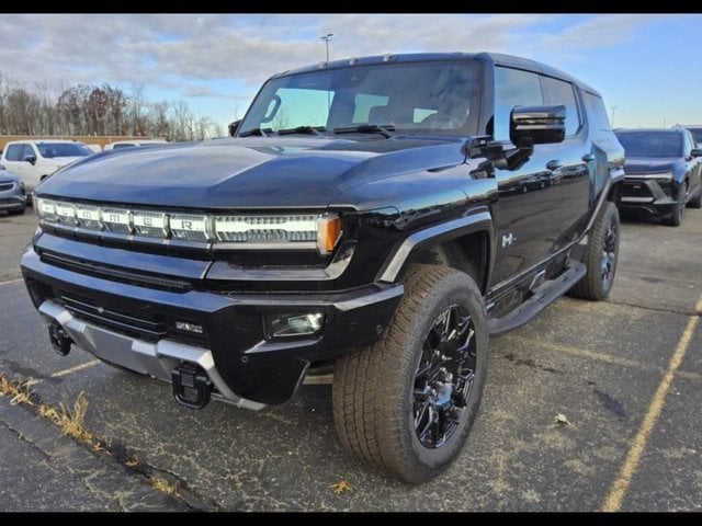 2025 GMC HUMMER EV 2X's photo